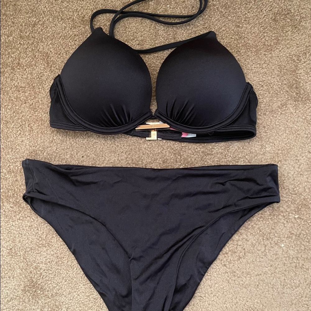 Bombshell 2-cups Classic Strap Push Up Swim Top